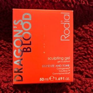 Rodial Dragon's Blood Sculpting Gel - Vibrant Red